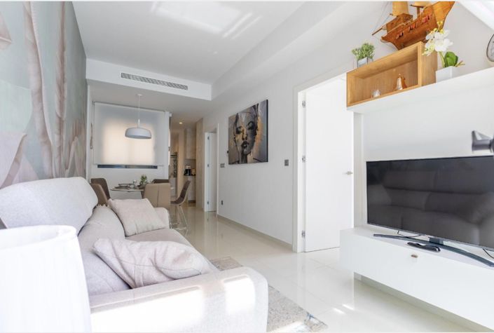 Image No.20-2 Bed Apartment for sale