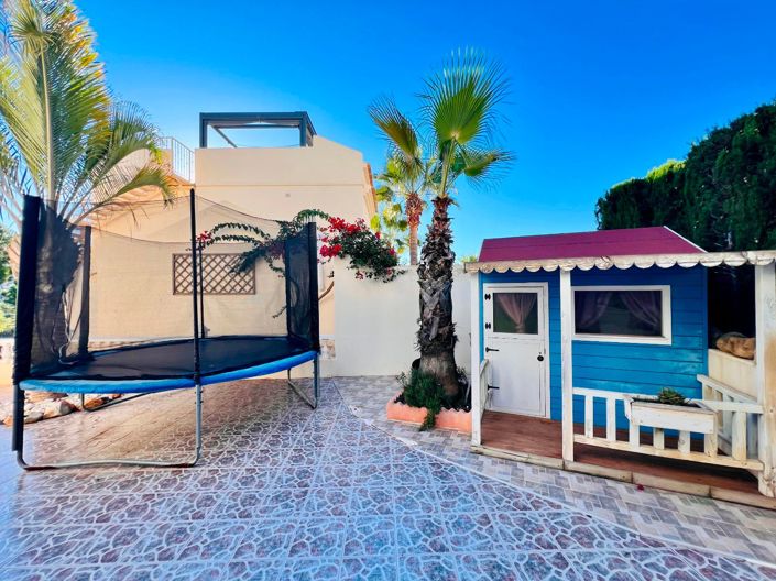 Image No.23-3 Bed Villa for sale