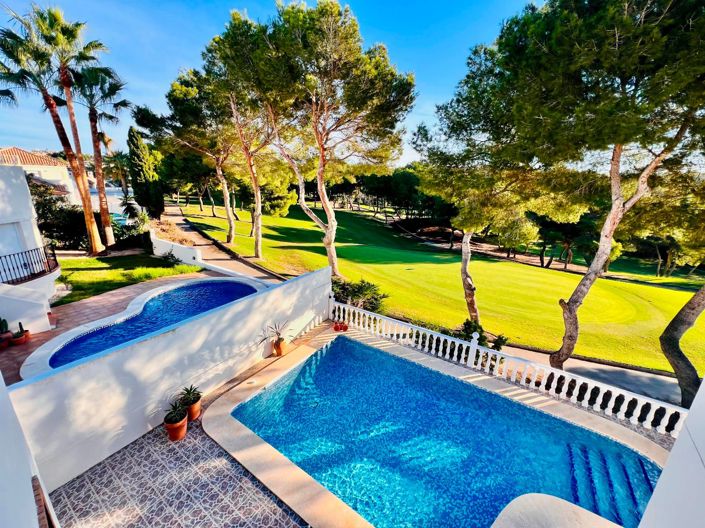 Image No.8-Villa de 3 chambres à vendre à Orihuela Costa