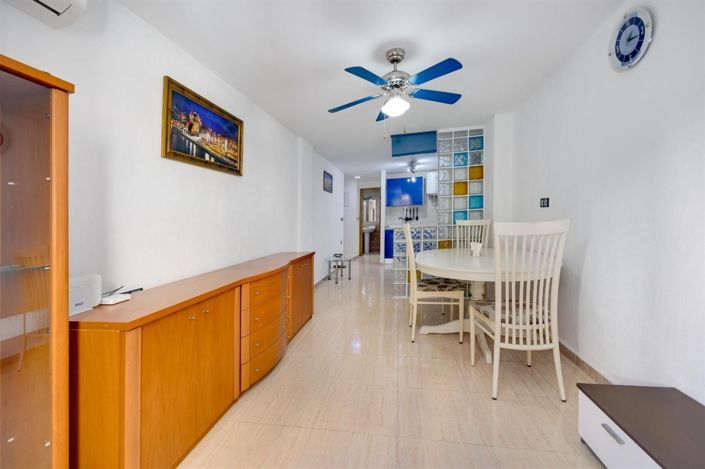 Image No.3-Appartement de 2 chambres à vendre à Torrevieja