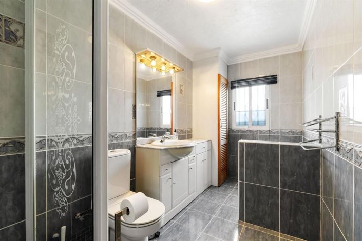 Image No.13-Villa de 4 chambres à vendre à Torrevieja