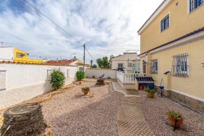 Image No.29-Villa de 4 chambres à vendre à Torrevieja