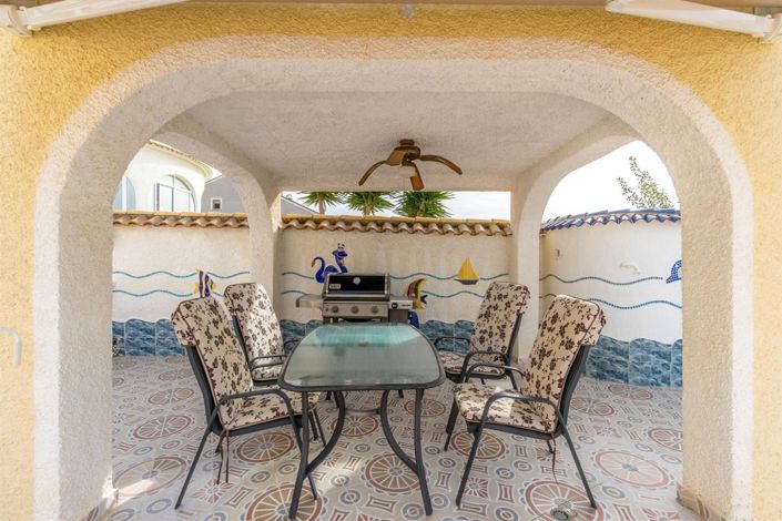 Image No.32-Villa de 4 chambres à vendre à Torrevieja