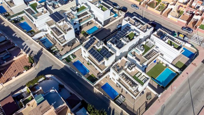 Image No.3-Villa de 4 chambres à vendre à Orihuela Costa