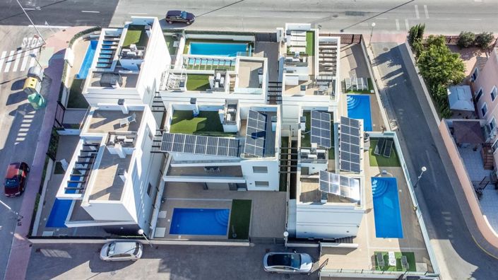 Image No.5-Villa de 4 chambres à vendre à Orihuela Costa