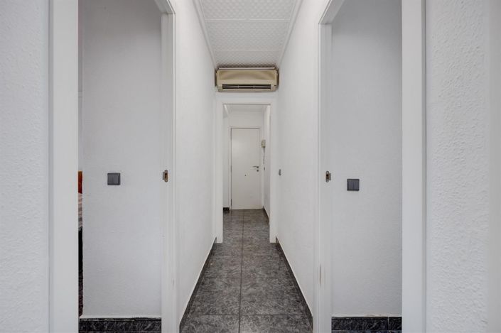 Image No.24-4 Bed Apartment for sale