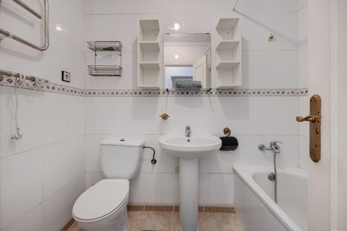 Image No.19-3 Bed Bungalow for sale