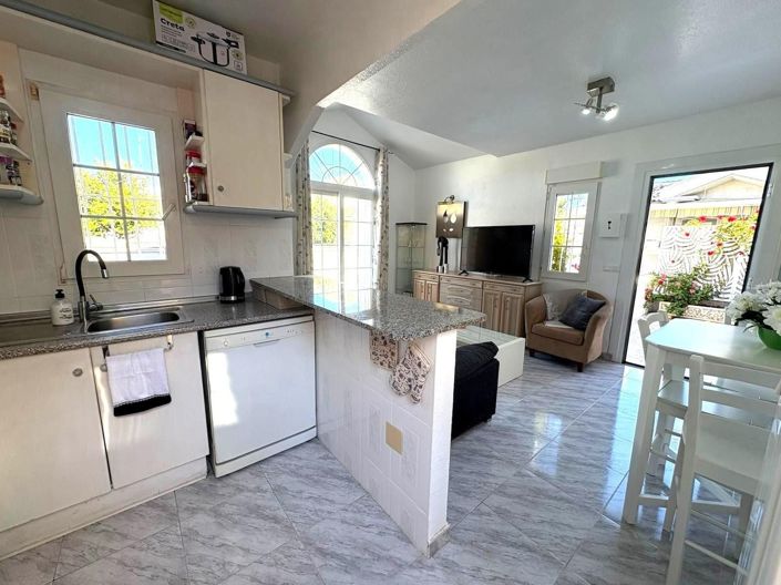 Image No.23-2 Bed Villa for sale