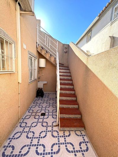 Image No.28-2 Bed Villa for sale