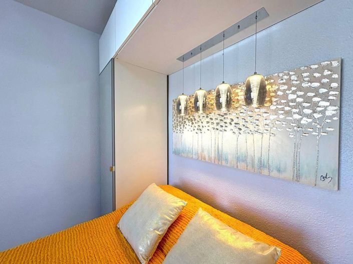 Image No.37-2 Bed Villa for sale