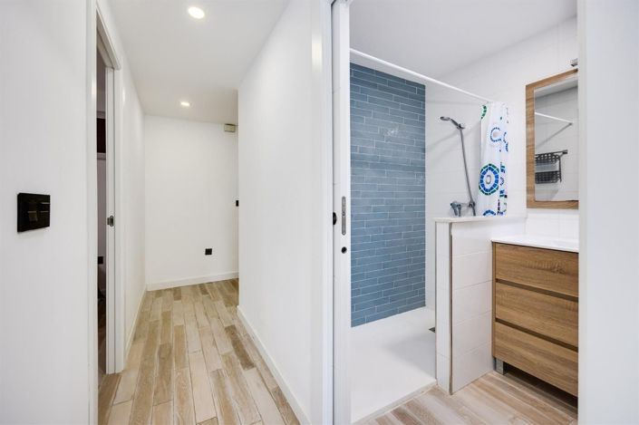 Image No.28-2 Bed Apartment for sale