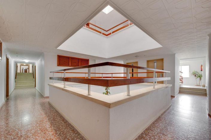 Image No.31-2 Bed Apartment for sale