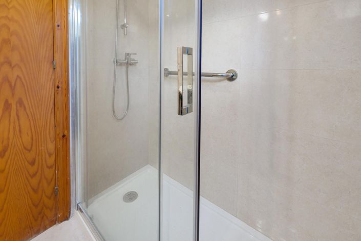 Image No.15-Villa for sale