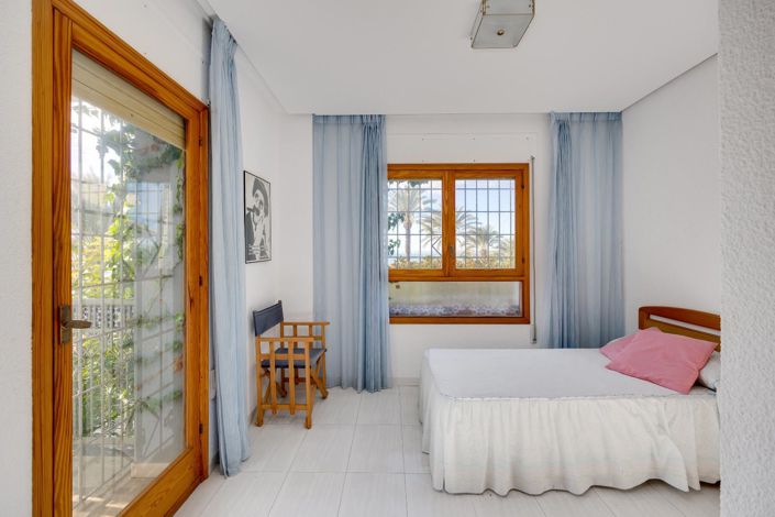 Image No.26-4 Bed Villa for sale