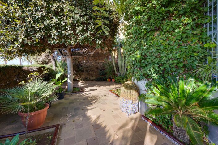 Image No.58-4 Bed Villa for sale