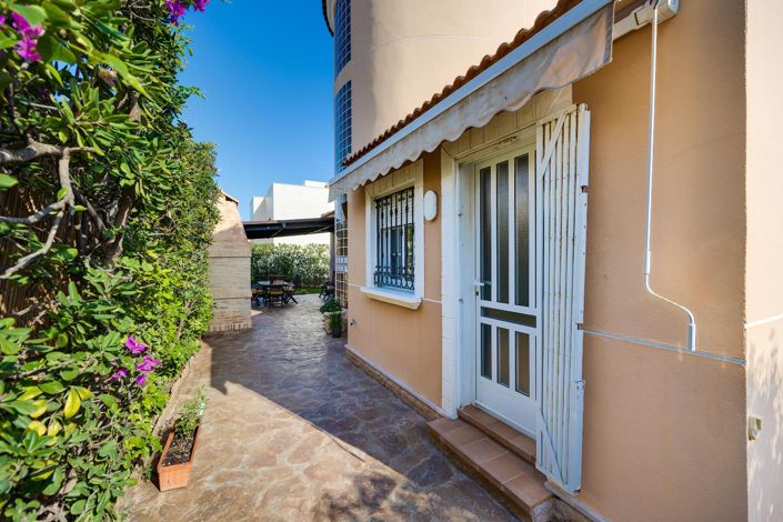 Image No.13-Villa de 6 chambres à vendre à Torrevieja