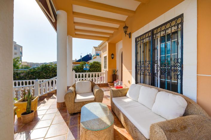 Image No.18-6 Bed Villa for sale