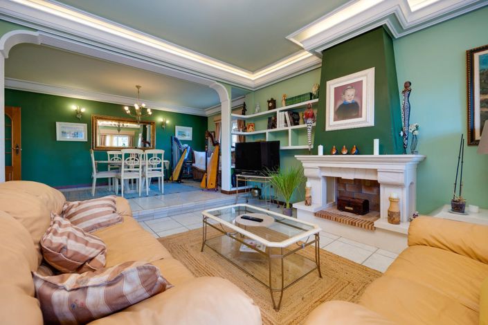 Image No.26-6 Bed Villa for sale