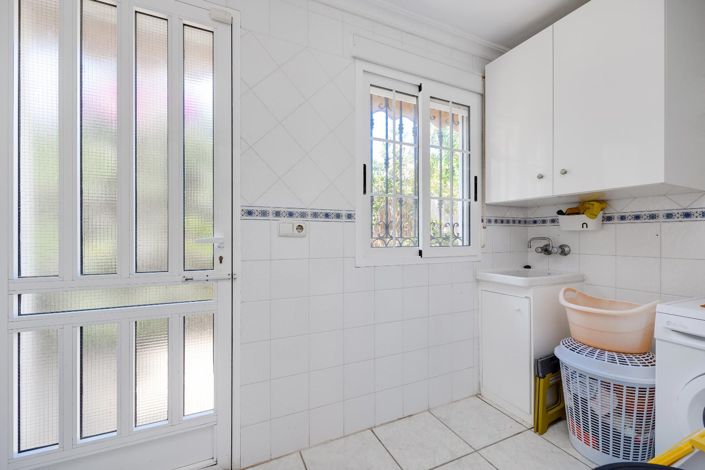 Image No.44-6 Bed Villa for sale