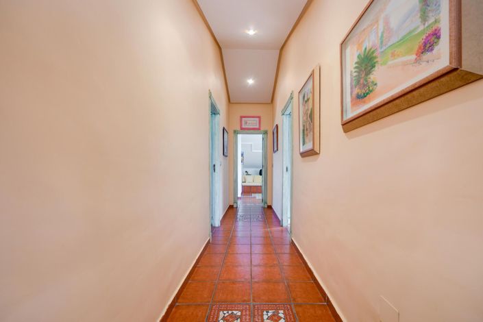 Image No.46-6 Bed Villa for sale