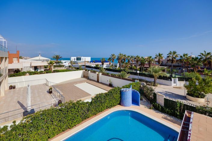 Image No.60-6 Bed Villa for sale