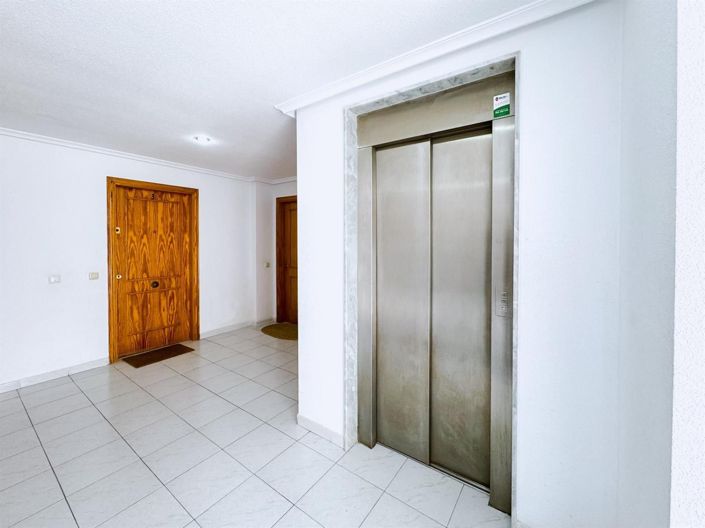 Image No.33-Apartment for sale