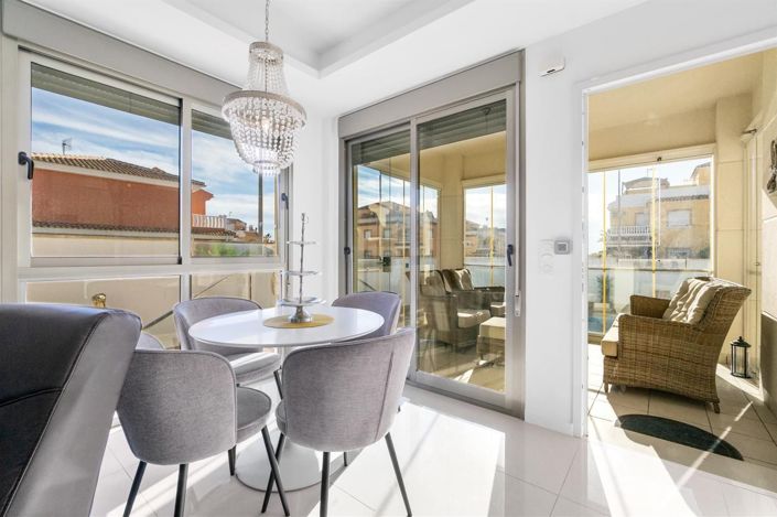 Image No.11-3 Bed Villa for sale