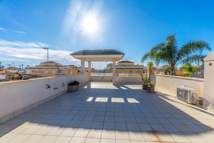 Image No.26-3 Bed Villa for sale