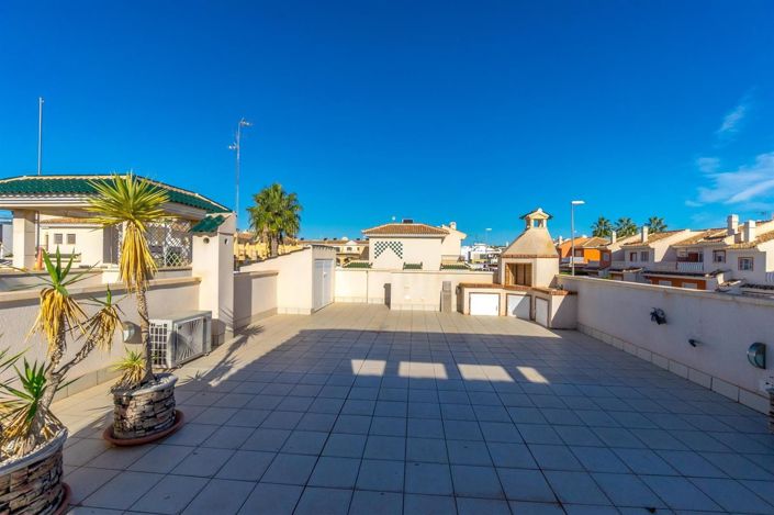 Image No.28-3 Bed Villa for sale