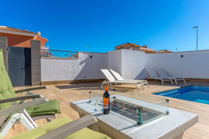 Image No.34-3 Bed Villa for sale