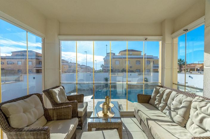 Image No.7-3 Bed Villa for sale