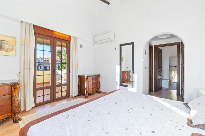 Image No.19-3 Bed Penthouse for sale