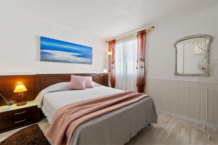 Image No.14-3 Bed Villa for sale