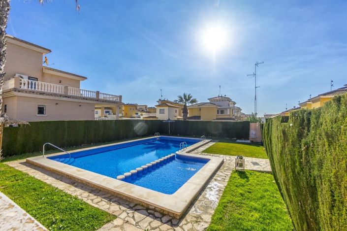Image No.29-3 Bed Villa for sale