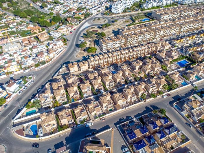 Image No.32-3 Bed Villa for sale