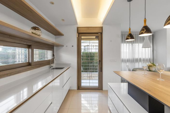 Image No.19-3 Bed House for sale