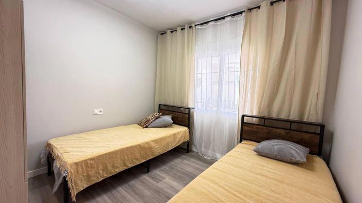 Image No.28-2 Bed Bungalow for sale