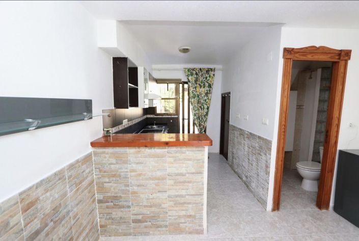 Image No.7-3 Bed House for sale