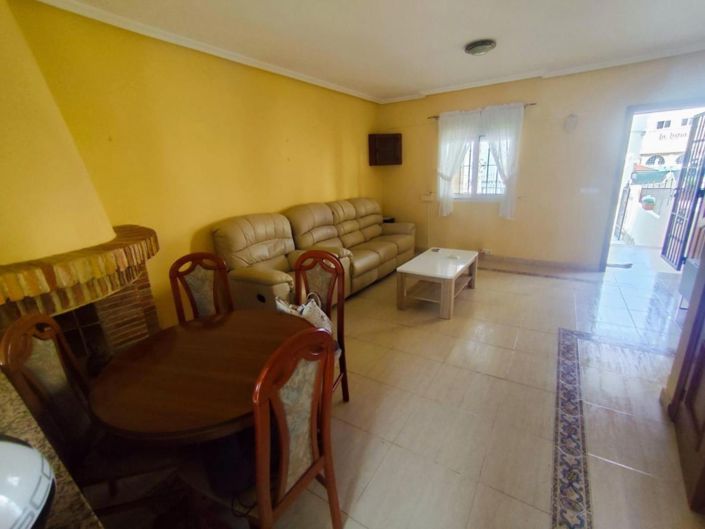 Image No.5-2 Bed House for sale