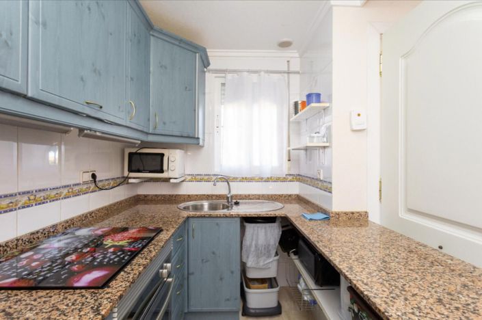 Image No.14-3 Bed House for sale