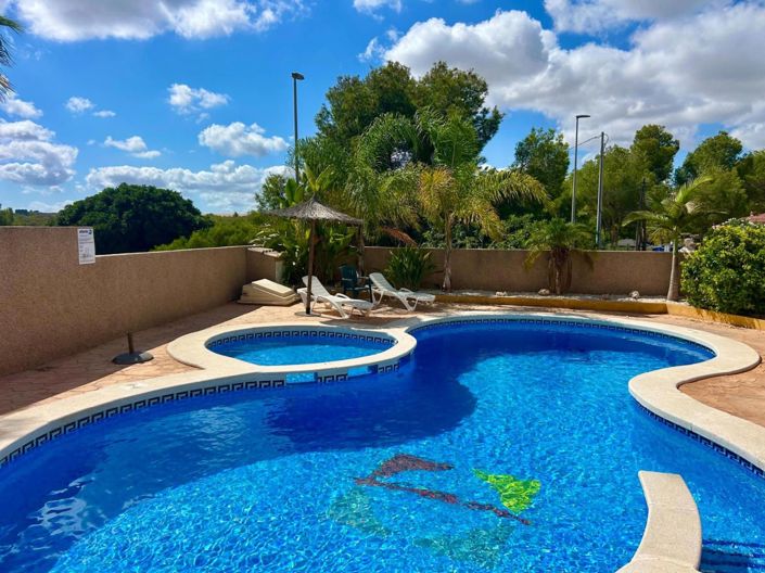 Image No.24-2 Bed House for sale