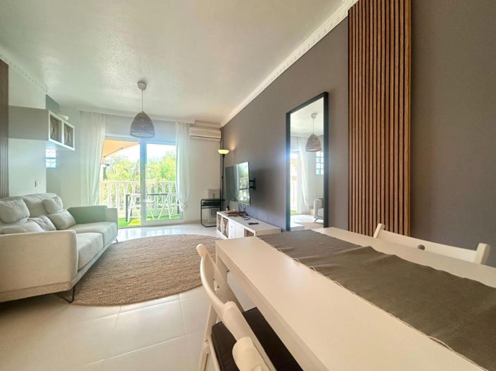 Image No.6-2 Bed House for sale