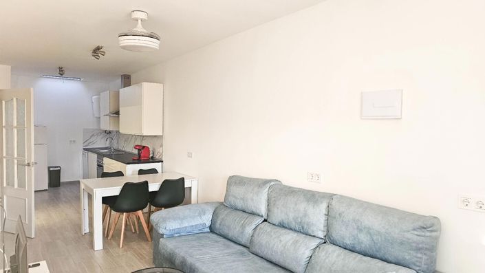 Image No.6-2 Bed House for sale