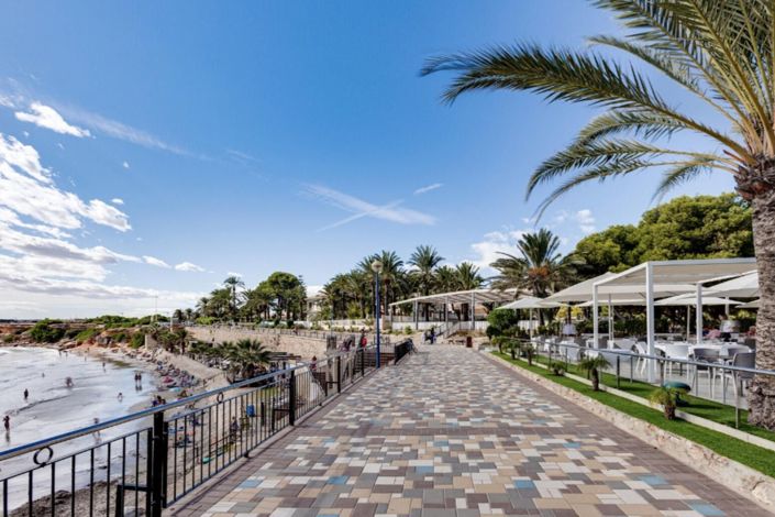 Image No.19-2 Bed Apartment for sale