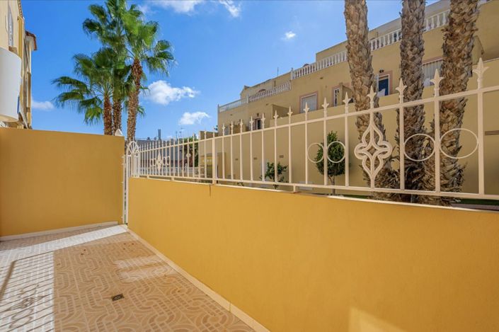 Image No.22-2 Bed Bungalow for sale