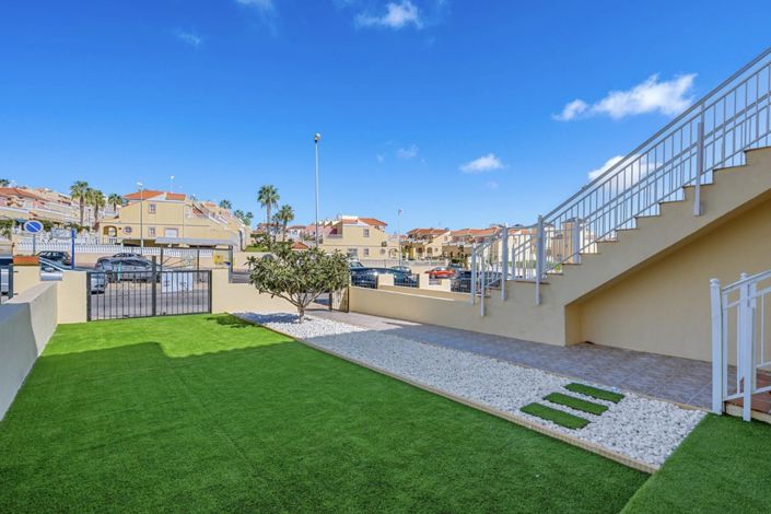 Image No.25-2 Bed Bungalow for sale