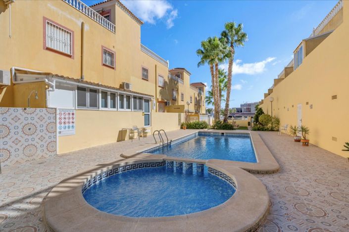 Image No.27-2 Bed Bungalow for sale