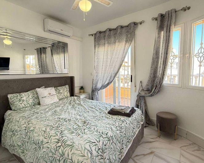 Image No.2-2 Bed House for sale