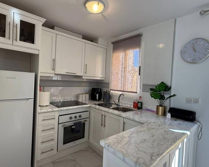 Image No.3-2 Bed House for sale