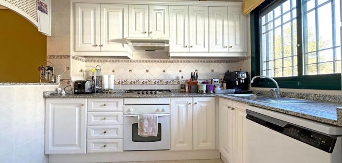 Image No.6-2 Bed Bungalow for sale